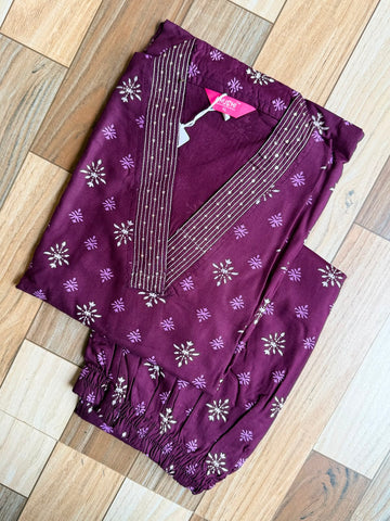 A153 -  Rayon Co-ords