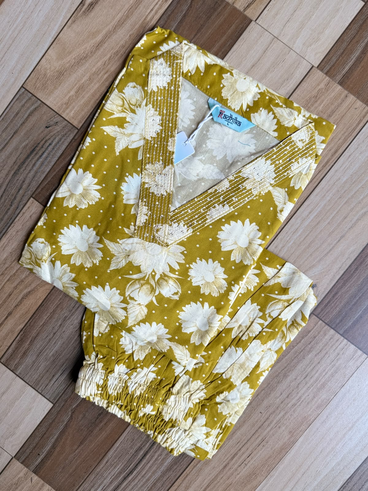 A148 -  Rayon Co-ords