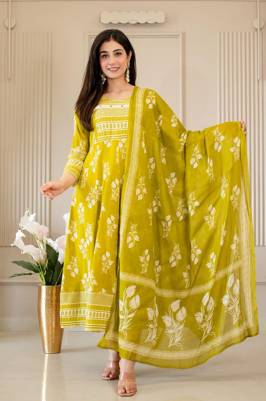 A267 - Anarkali kurtis with Dupatta
