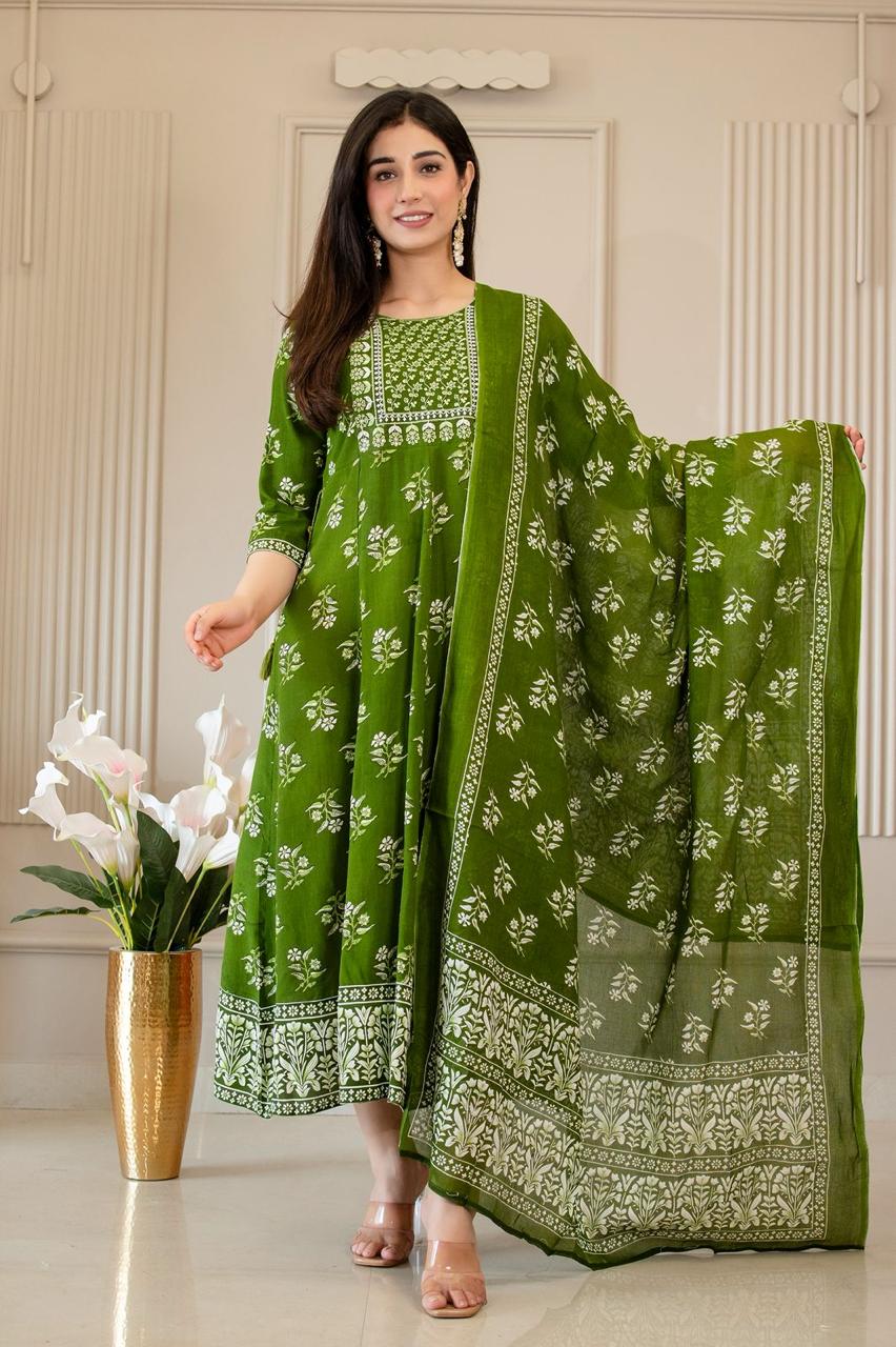A261 - Anarkali kurtis with Dupatta
