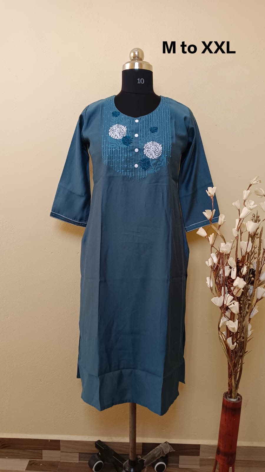 9523 - SILK KURTIS