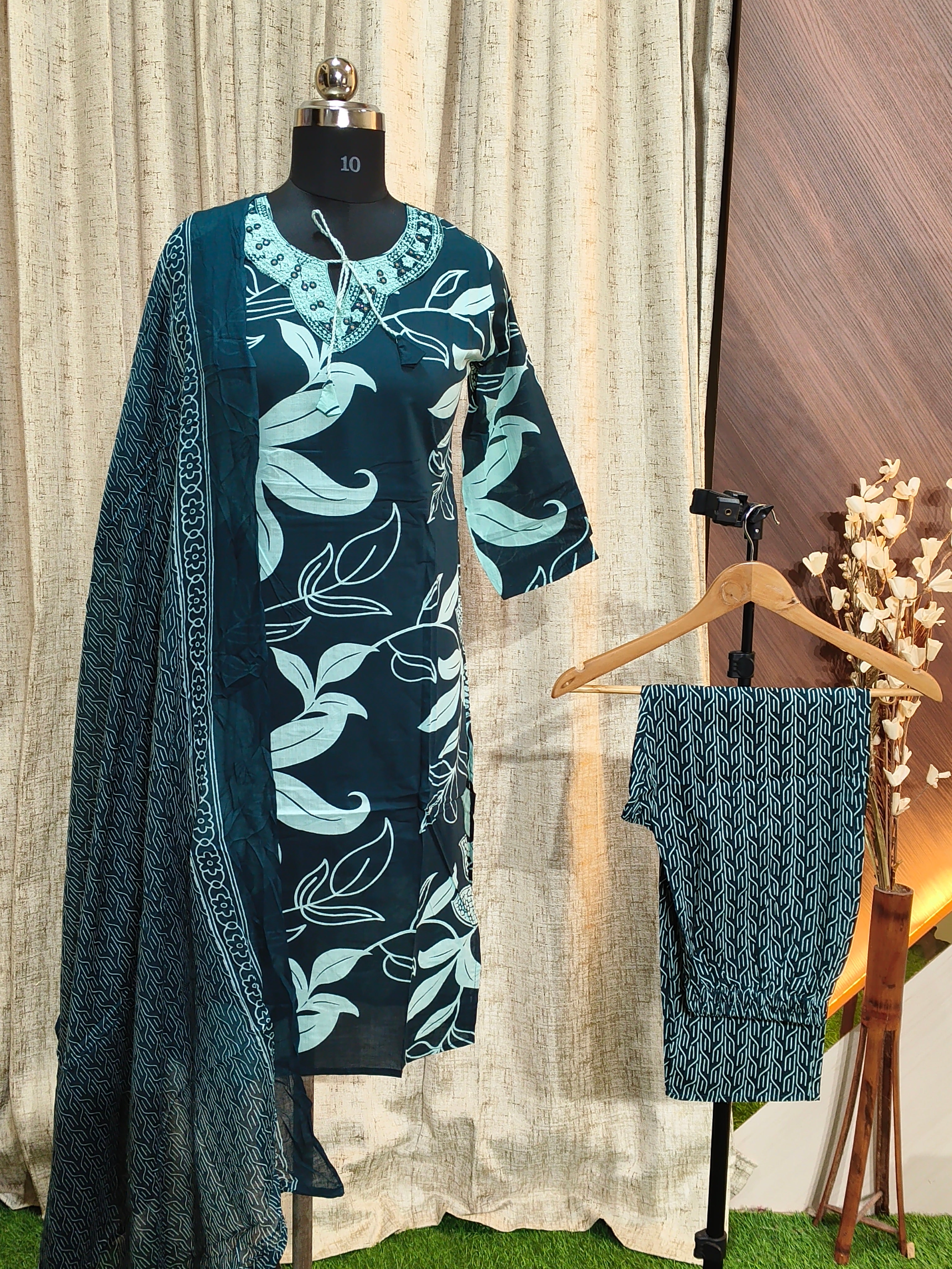D1177 - Cotton 3pc Kurta Sets
