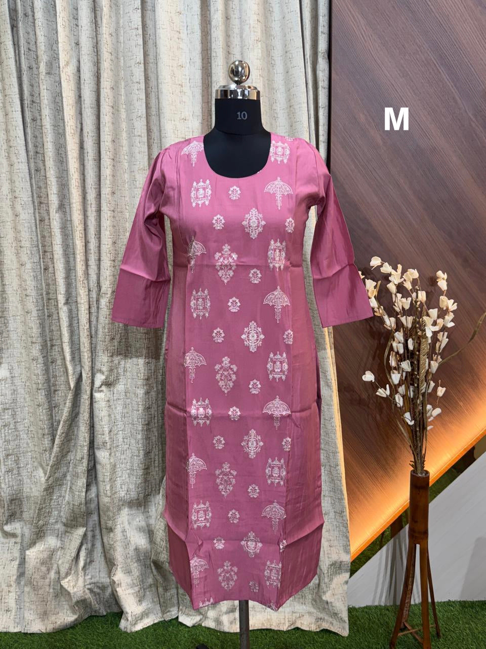 9713 - SILK KURTIS