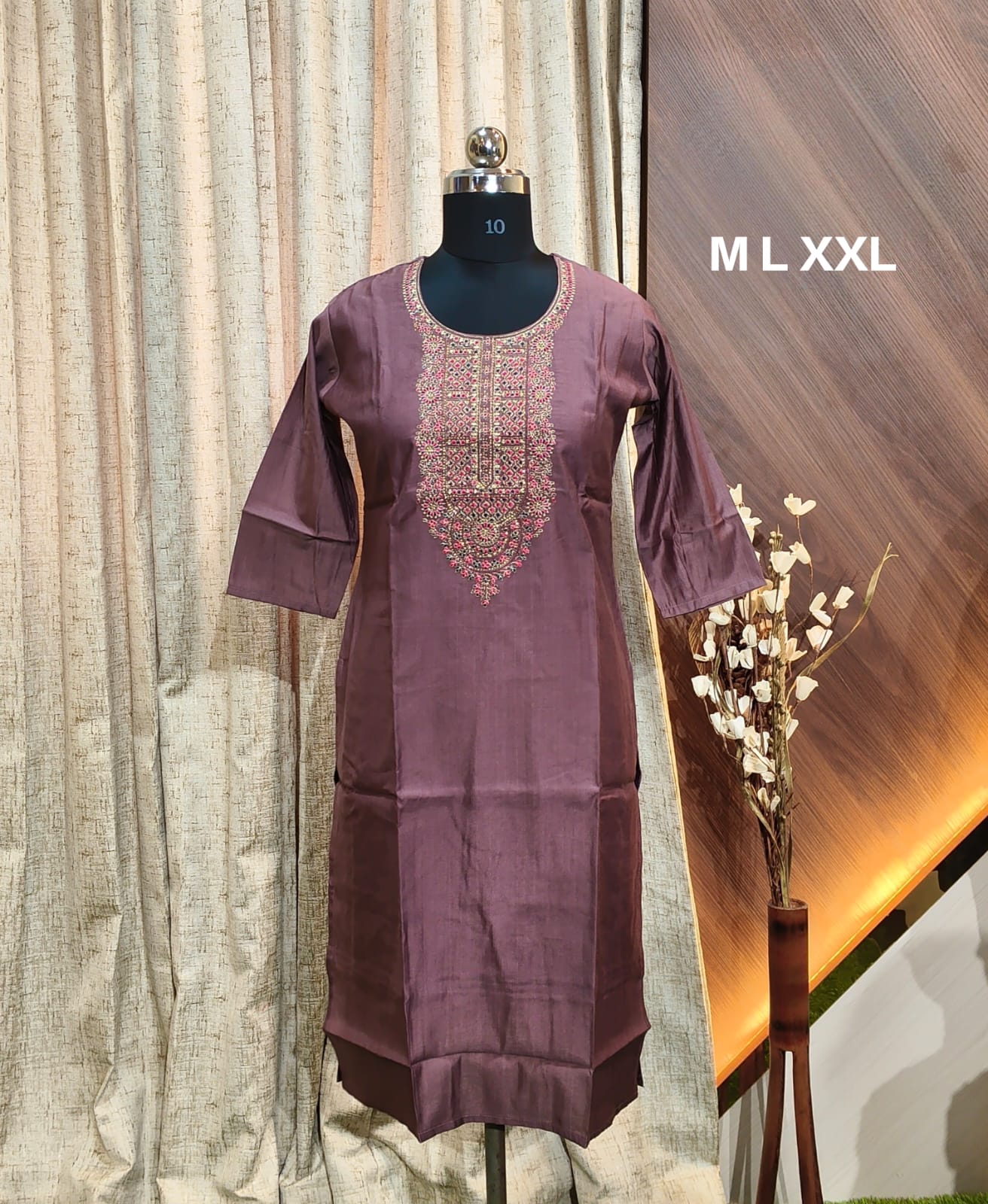 9427 - SILK KURTIS