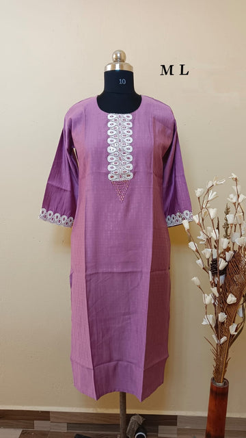 9516 - SILK KURTIS