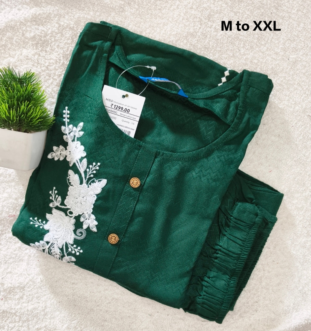 D1040 - Co-ords Rayon (bottle green)