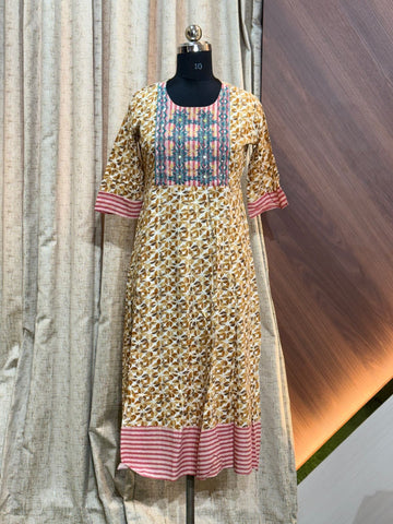 D1235 -  Anarkali Kurtis