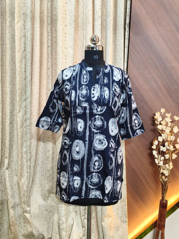 A 1017  - Short Kurtis