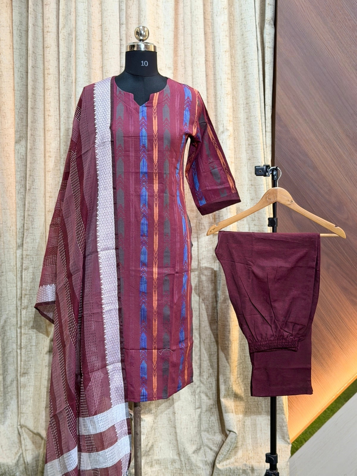 D1113 - Cotton 3pc Kurta Sets