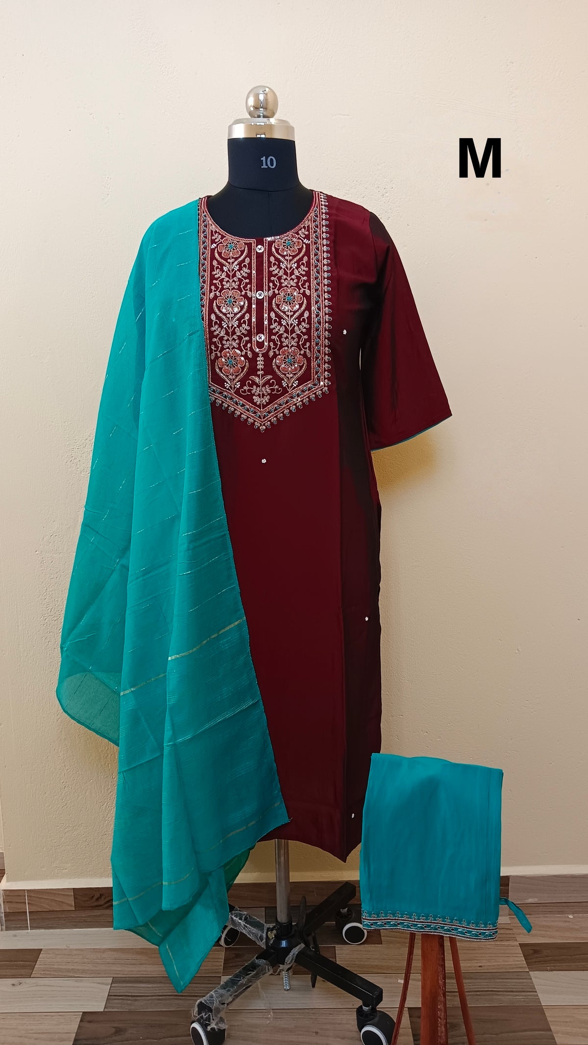 D1381 - Kurti with Pant and Dupatta