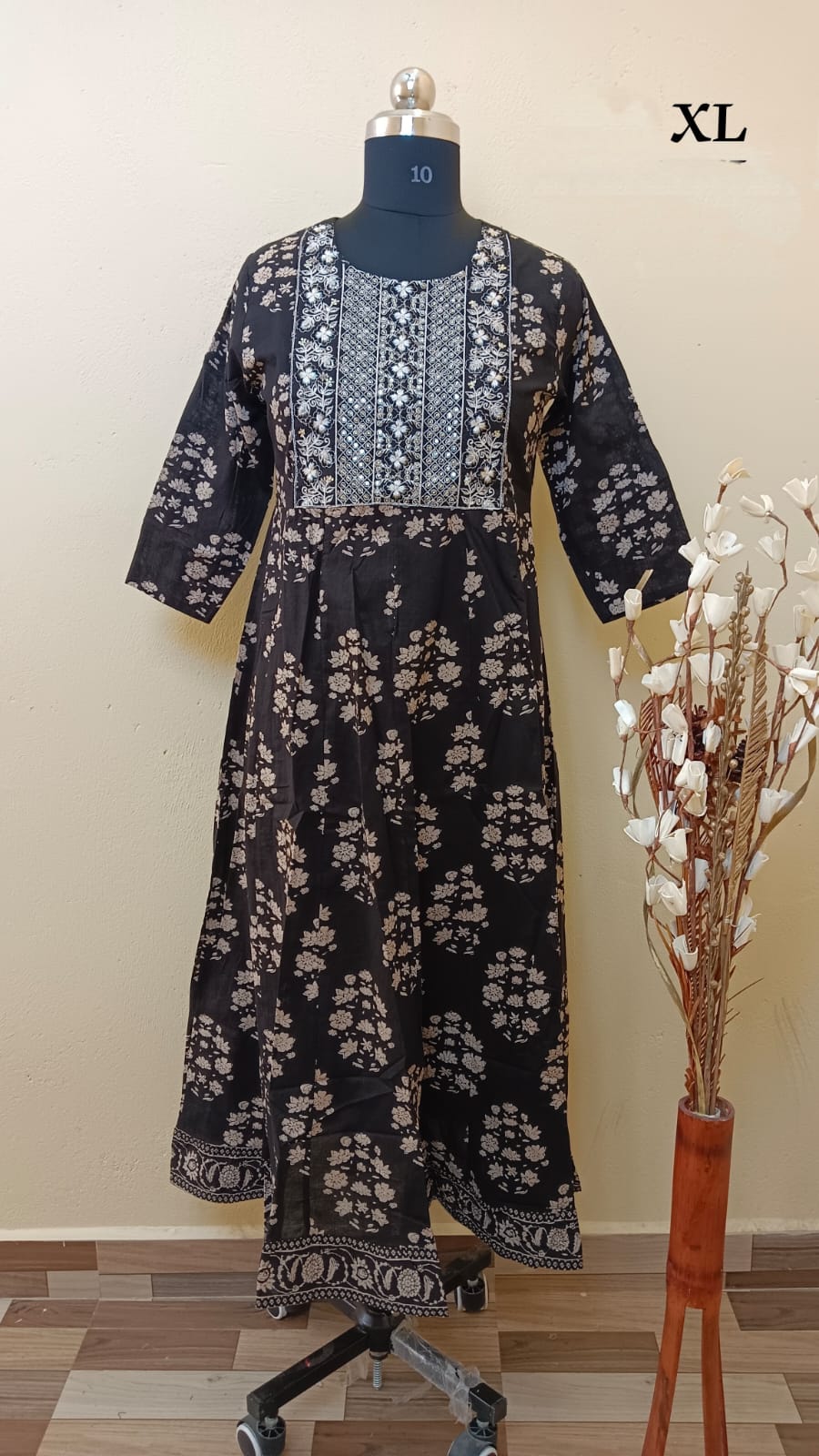 U1031 -  Anarkali Kurtis