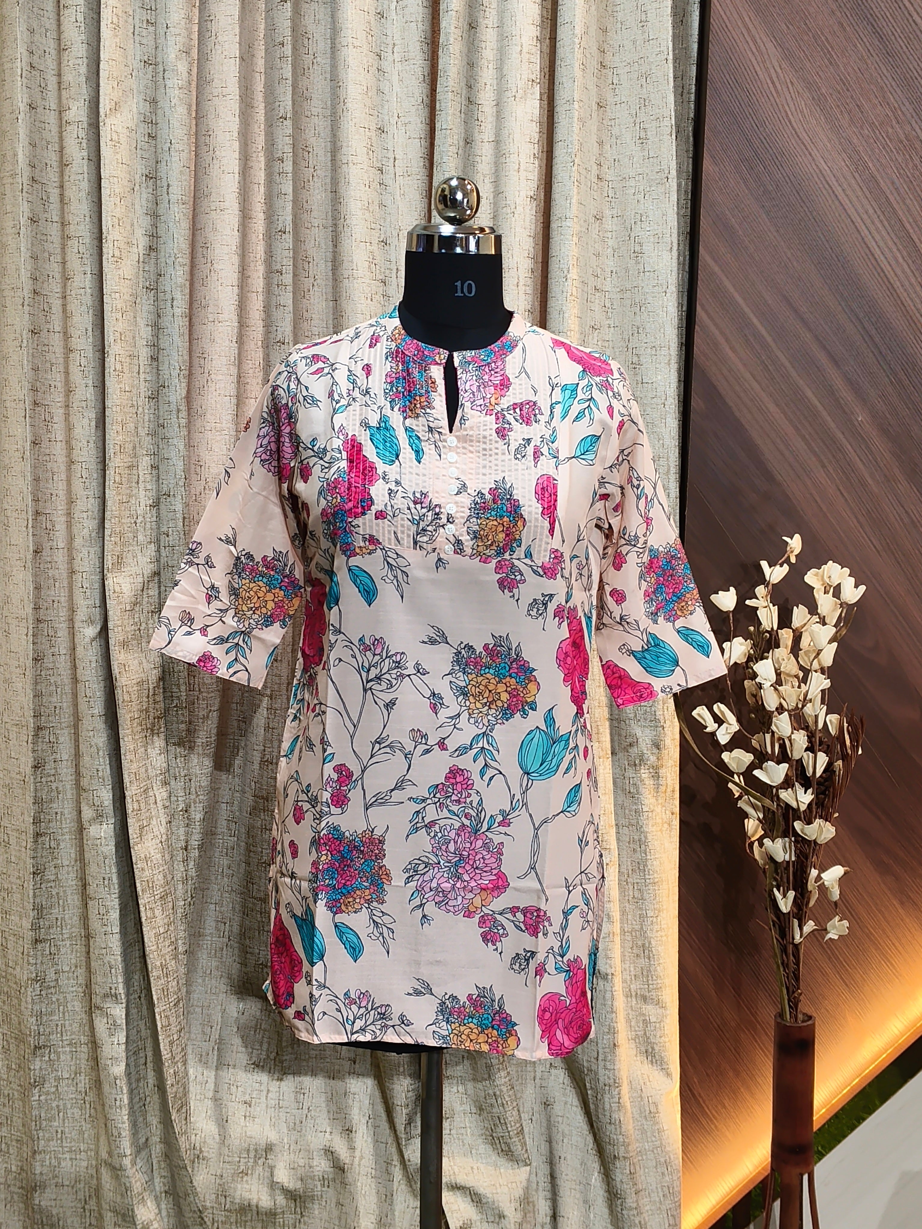 A 1007  - Short Kurtis