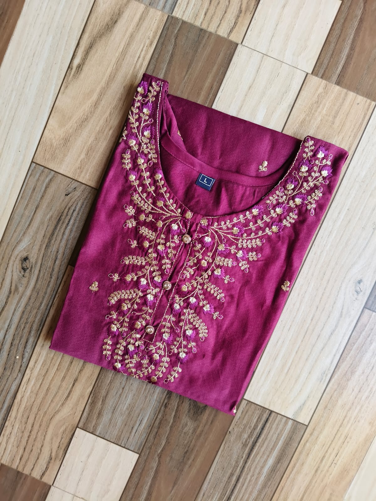 9501 - SILK KURTIS
