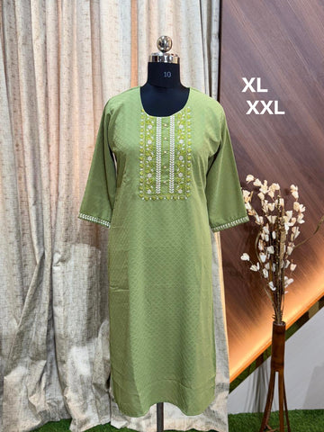 9507 - SILK KURTIS