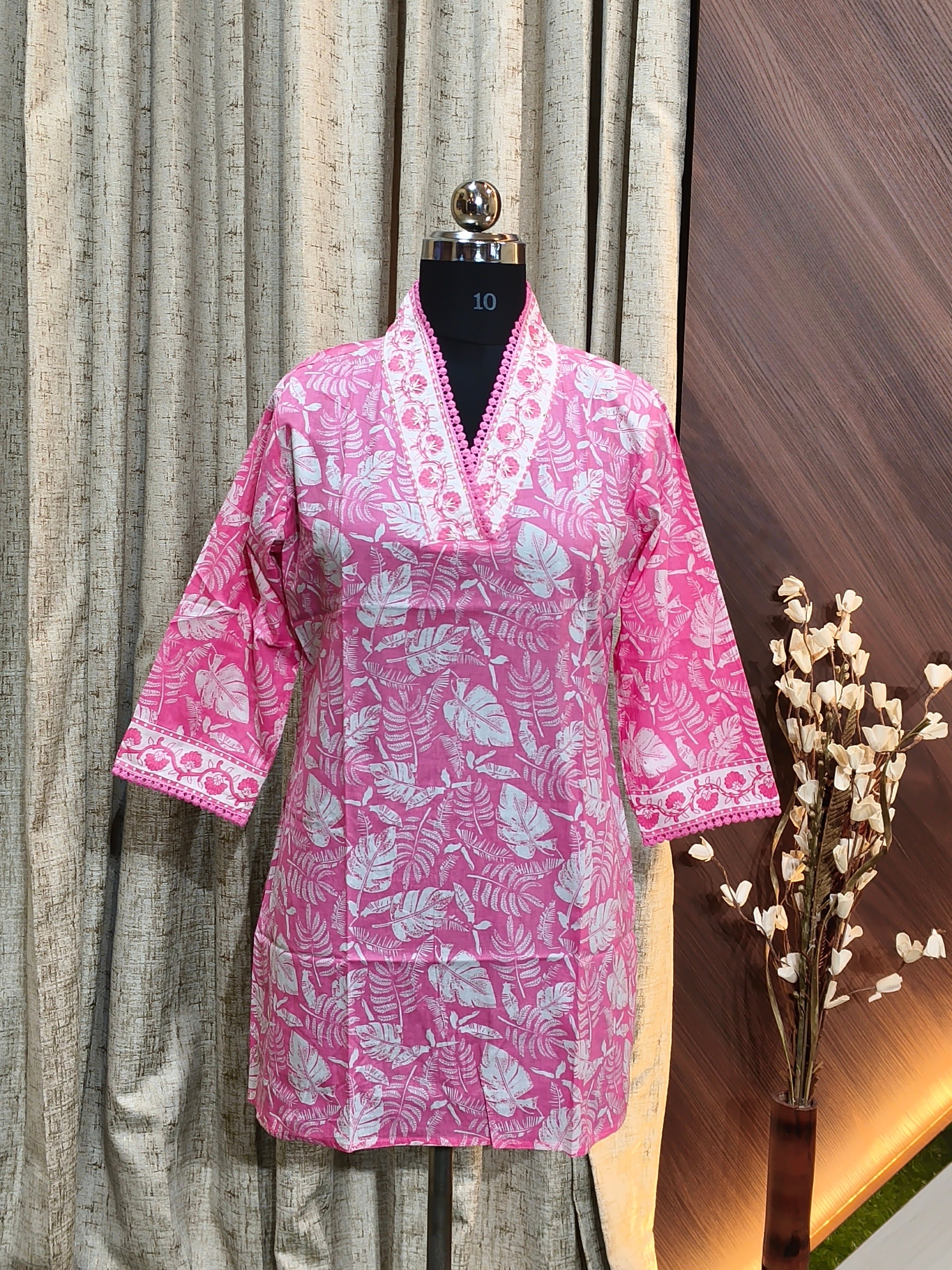 A 1011  - Short Kurtis