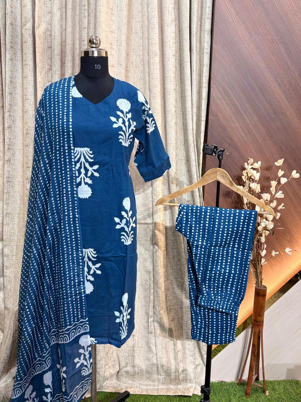 D1201 - Cotton 3pc Kurta Sets