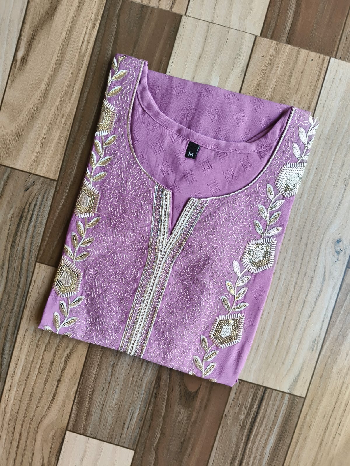 9505 - SILK KURTIS