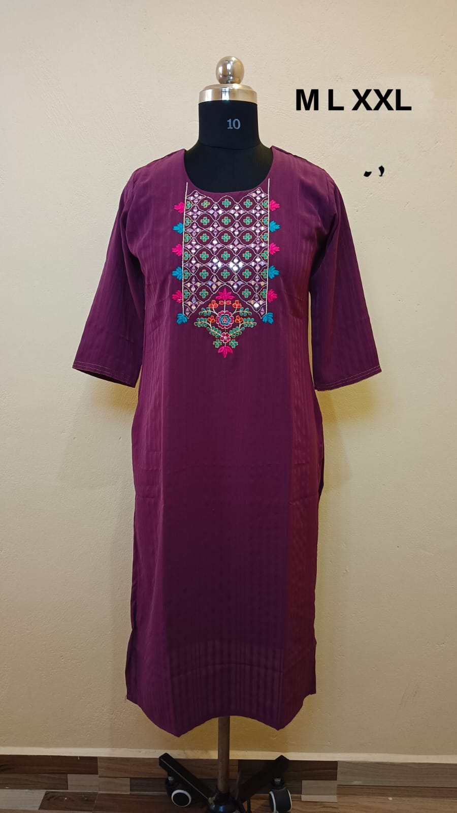 9510 - SILK KURTIS