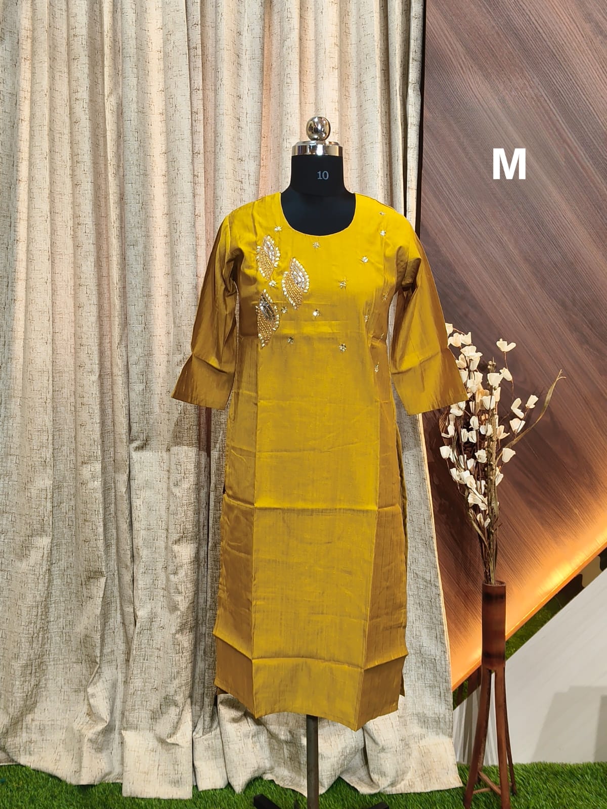 9429 - SILK KURTIS