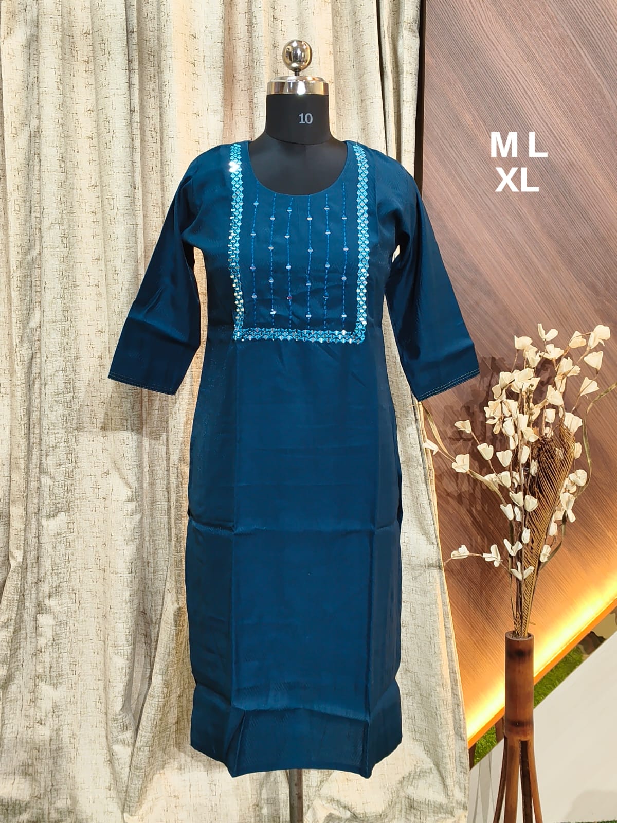 9439 - SILK KURTIS