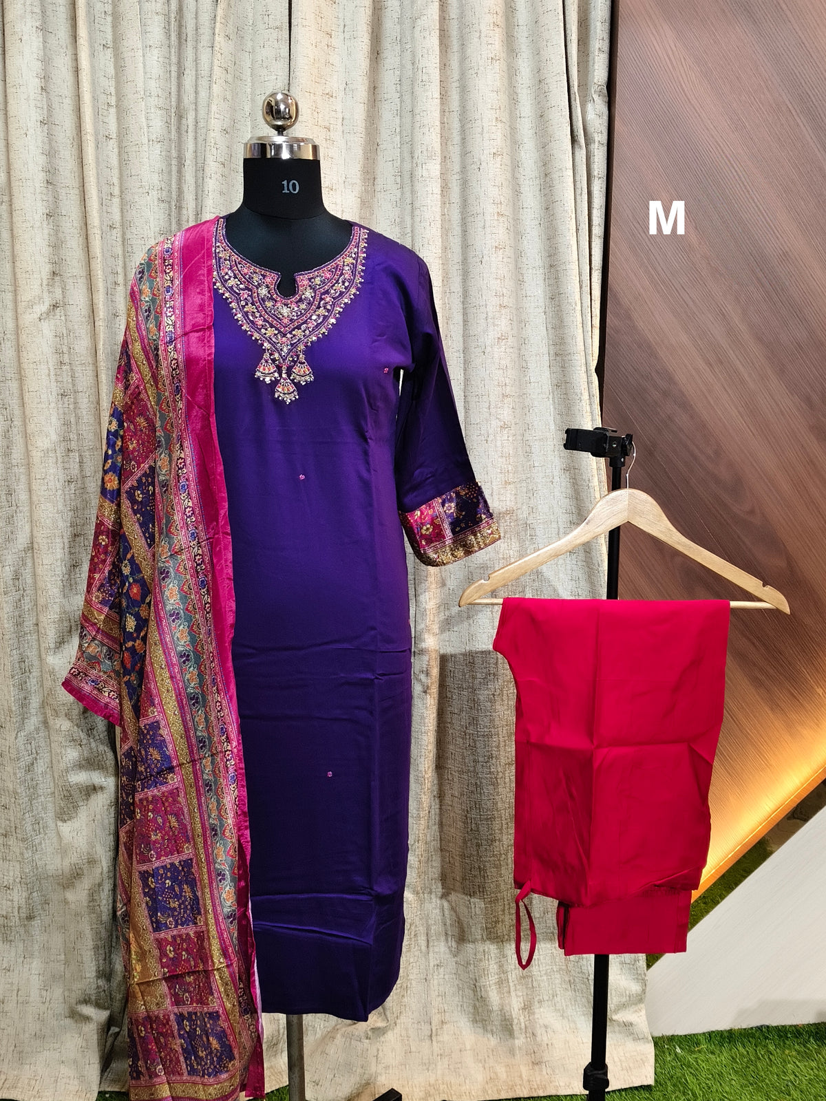 D1376 - Kurti with Pant and Dupatta