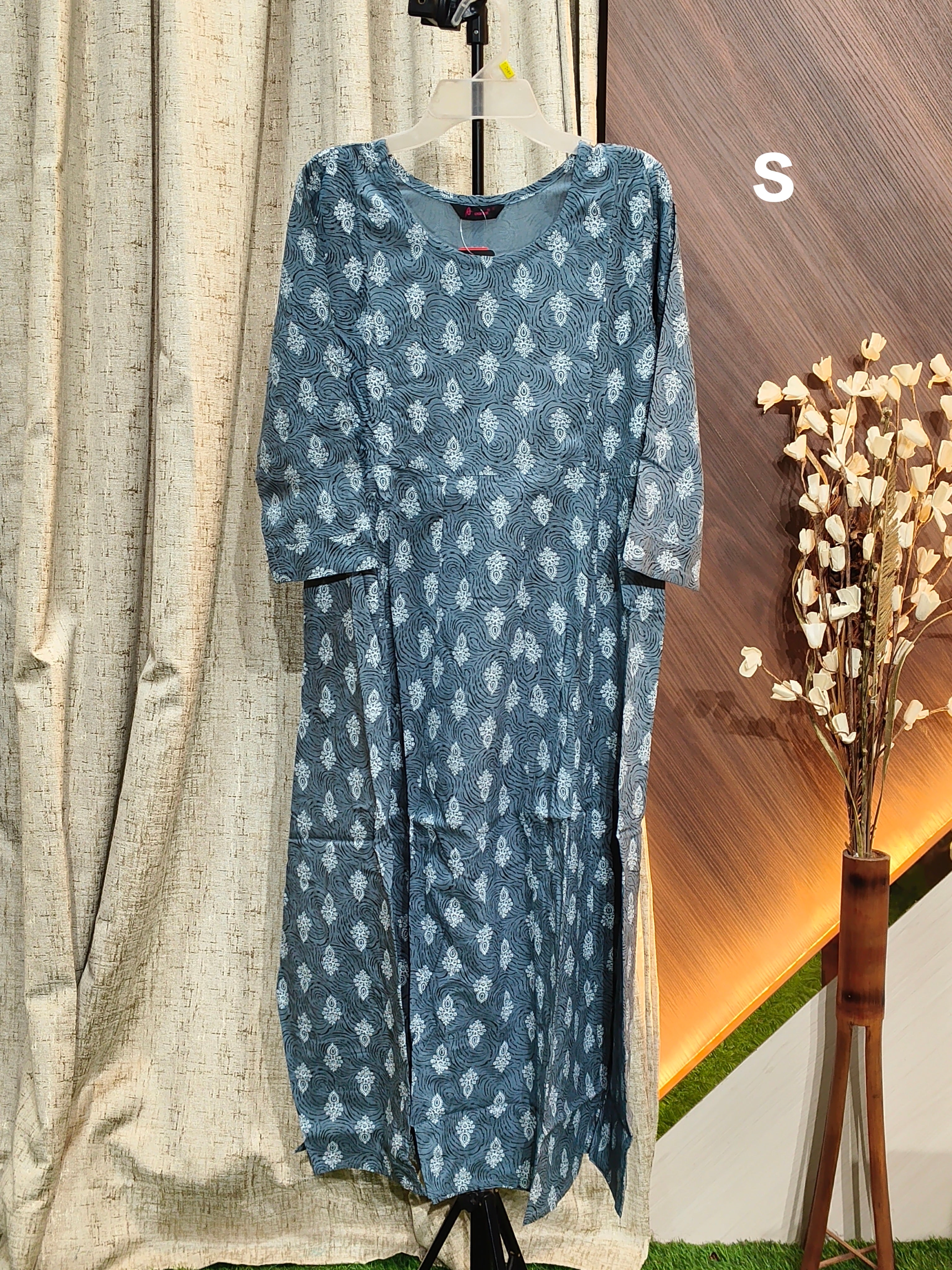 D1253 -  Anarkali Kurtis