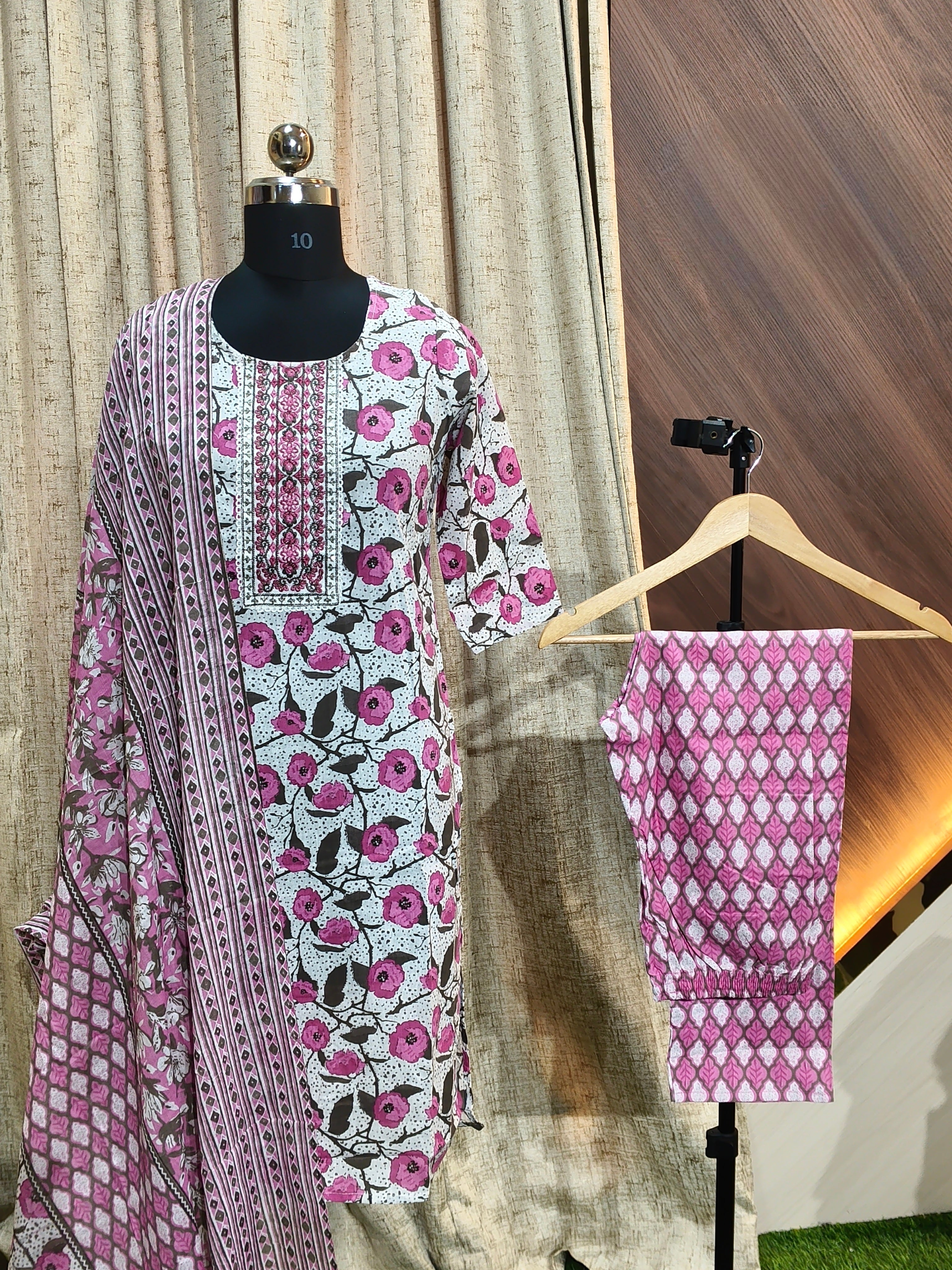 D1182 - Cotton 3pc Kurta Sets