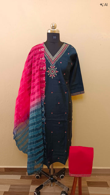 D1361 - Kurti with Pant and Dupatta