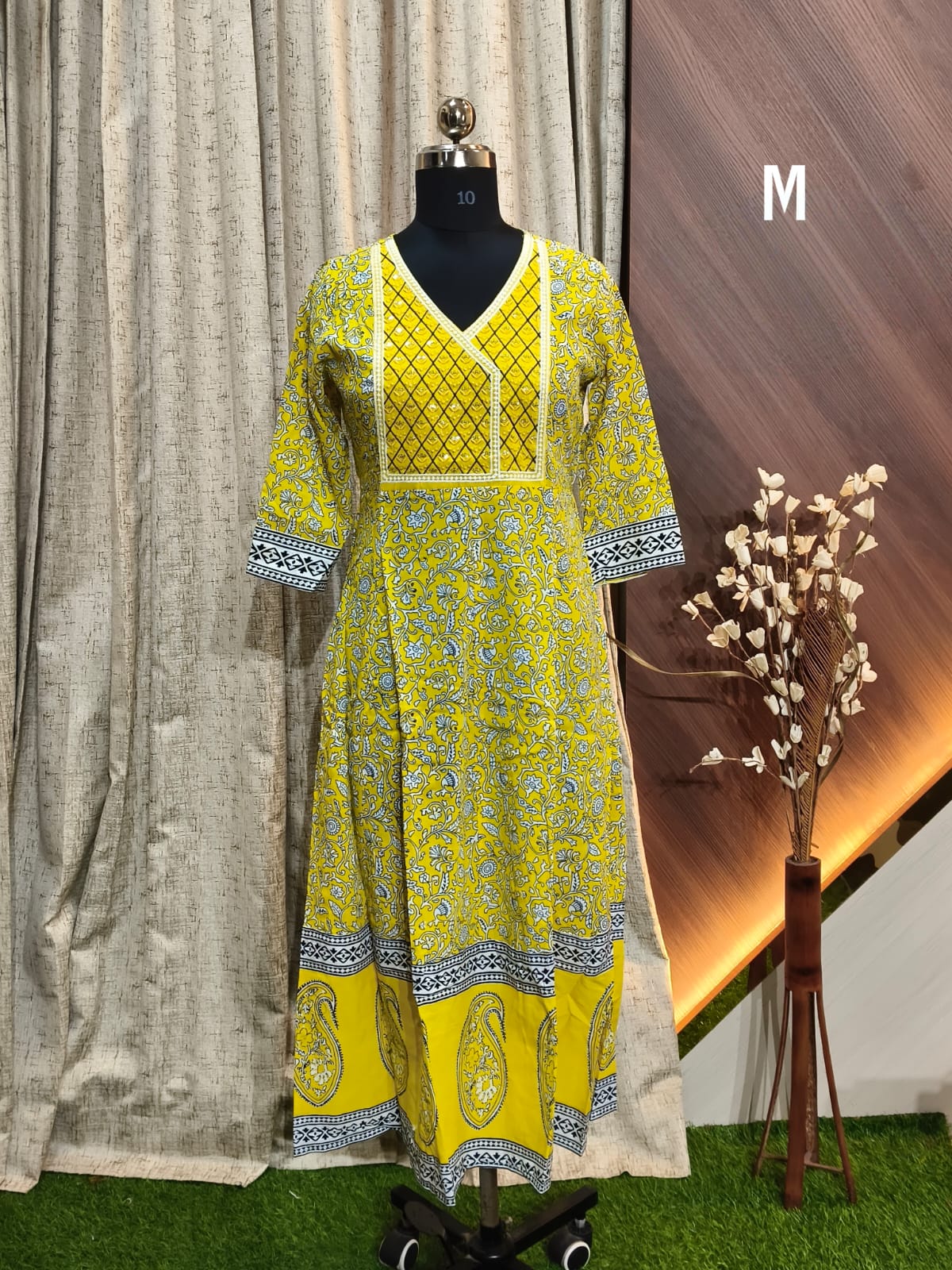 U1018 -  Anarkali Kurtis