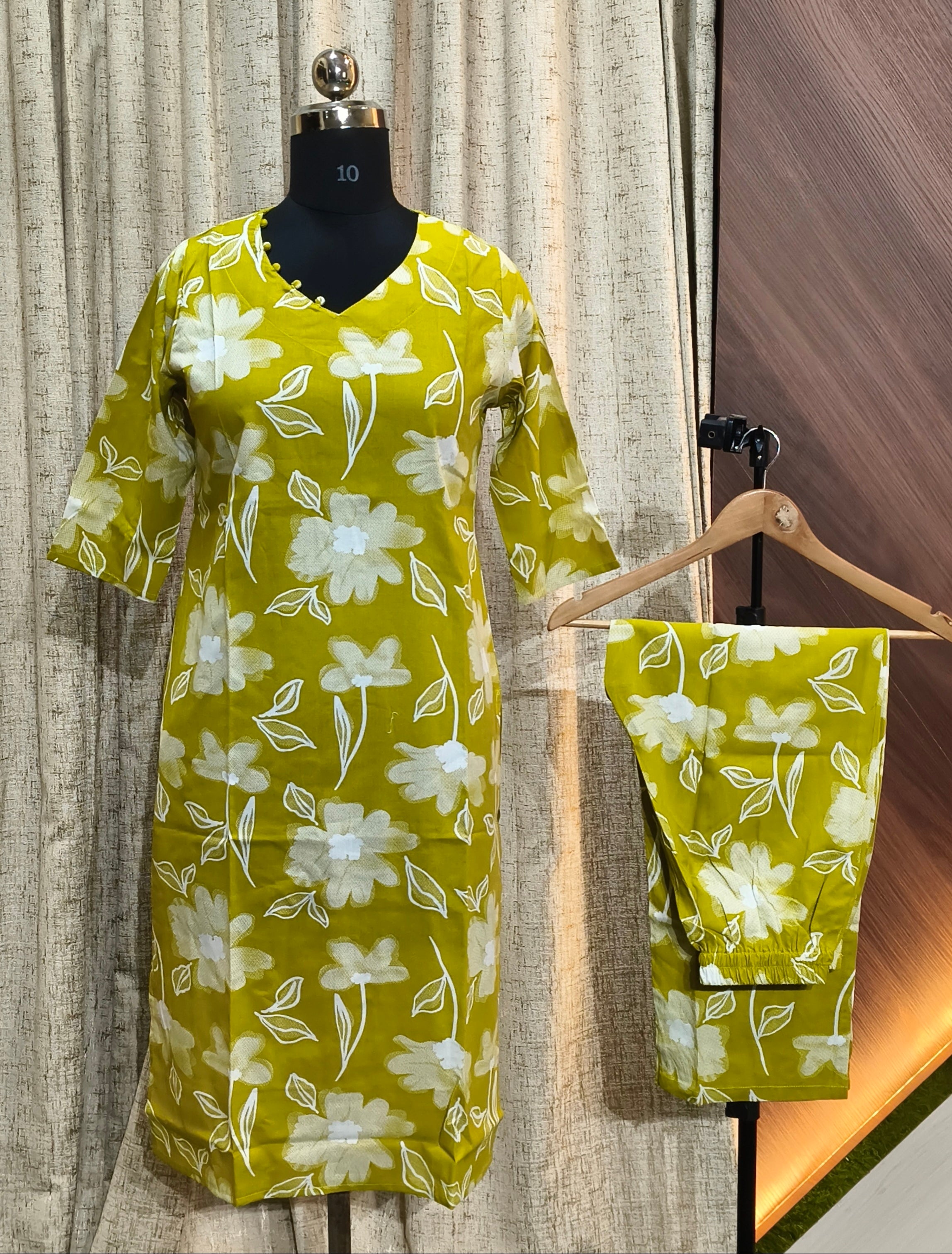 D1128 - Rayon Co ords
