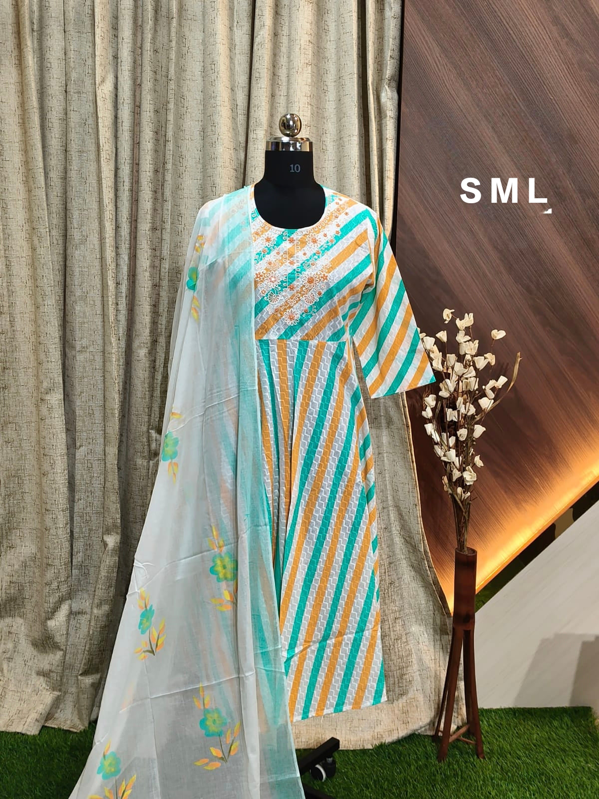 9448 -  Anarkali kurtis with duppatta
