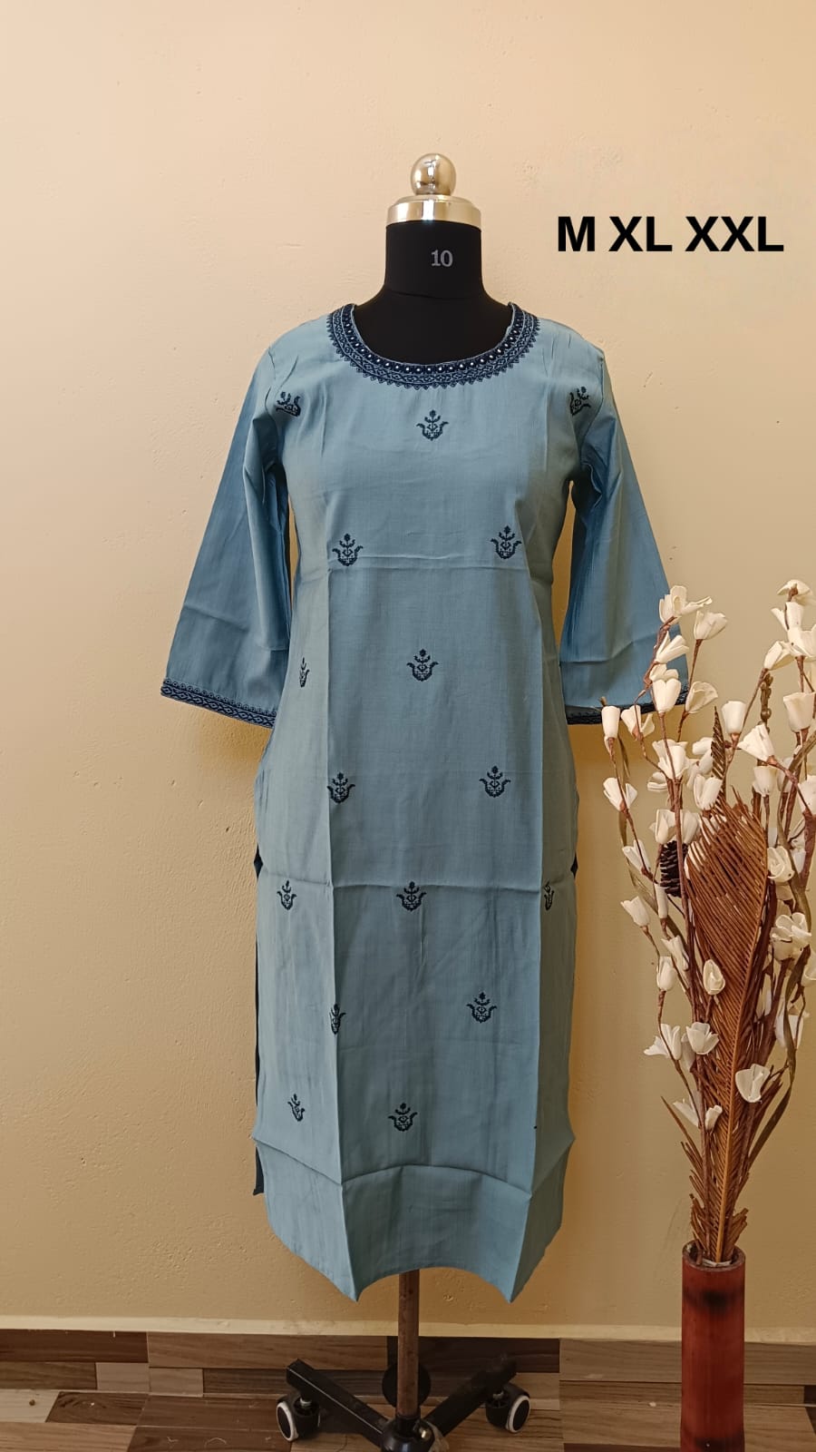 9513 - SILK KURTIS