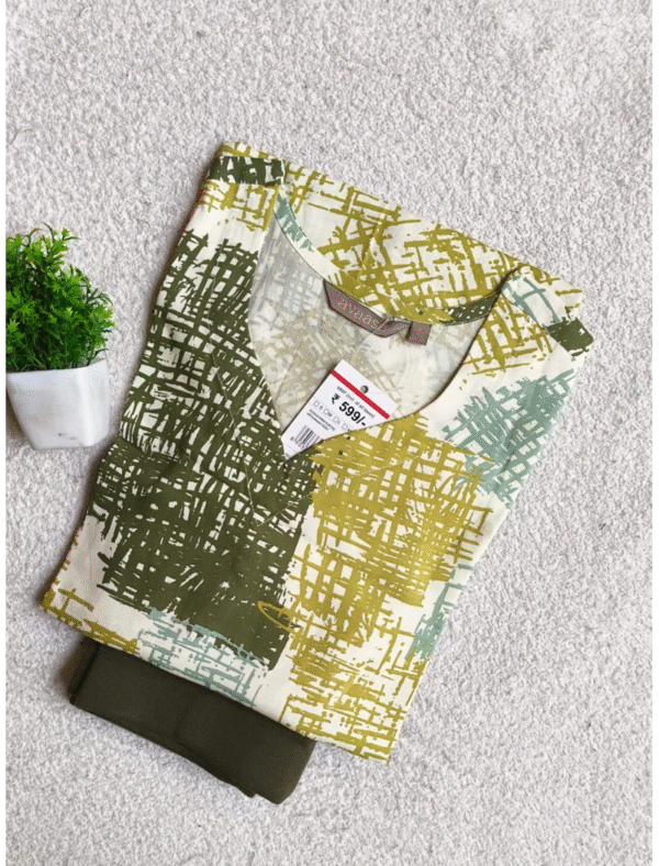 3818 - Kurti with Jeggings Combo