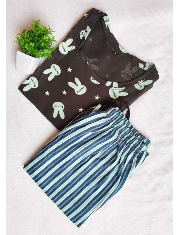 4080 - Night Suits