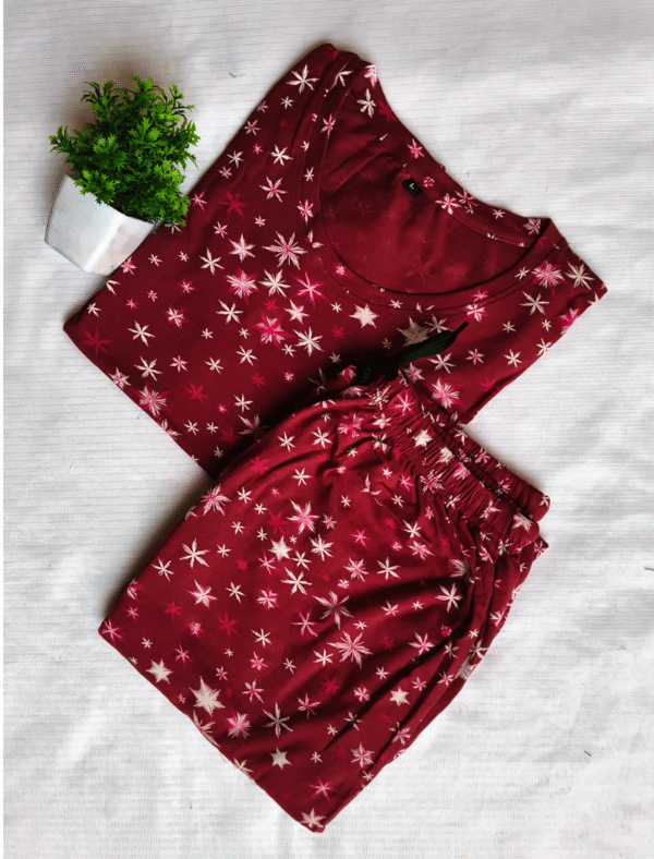 4082 - Night Suits