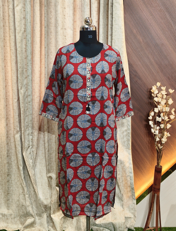 4228 - Long Kurtis