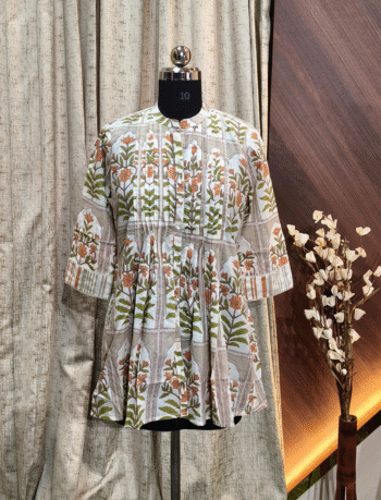 4353 - Short Kurtis
