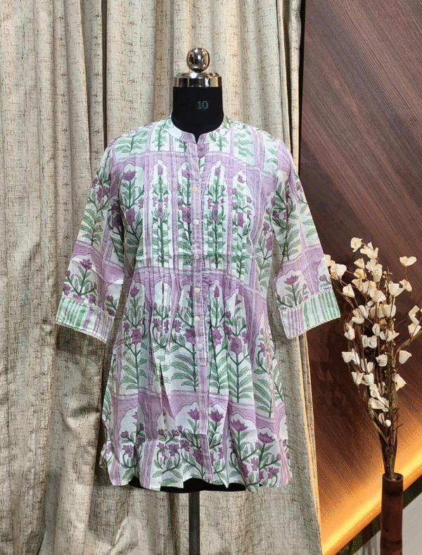 4357 - Short Kurtis