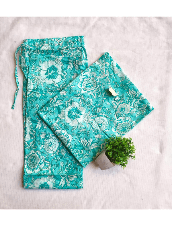 4125 - Cotton Night Suit Sets