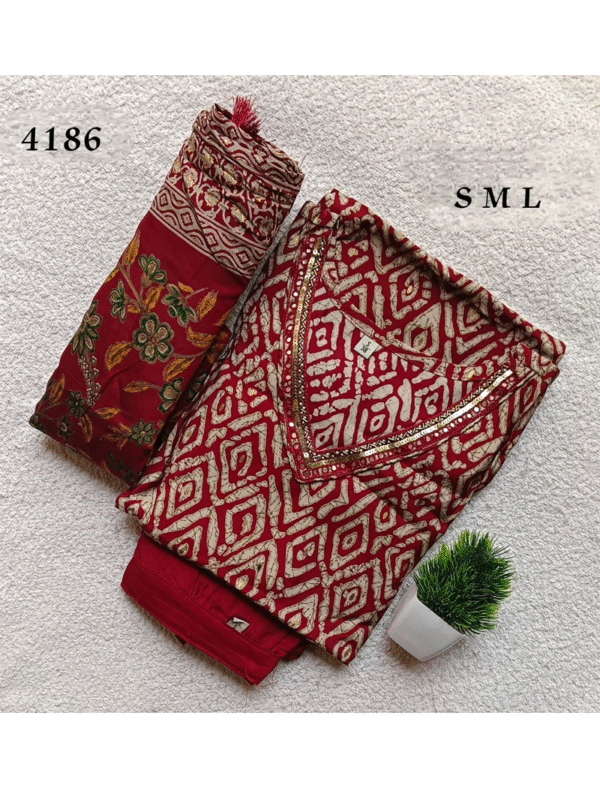 4186 - Kurti with Pant & Dupatta
