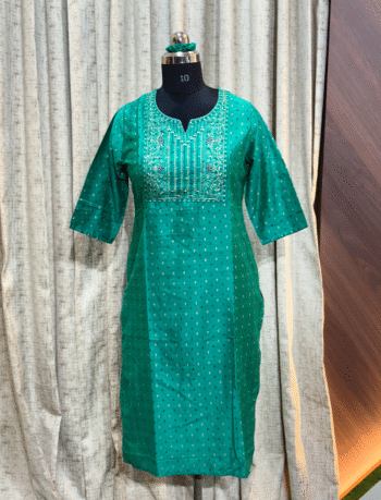 4472 - SILK KURTIS
