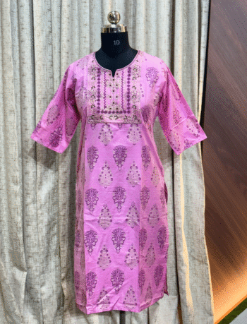 4473 - SILK KURTIS