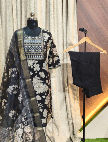 4290 - Kurti with Pant and Dupatta 3PC
