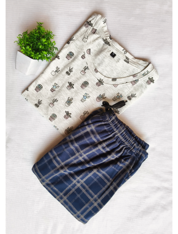 4077 - Night Suits