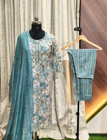 4599 - Kurti with Pant and Dupatta 3PC