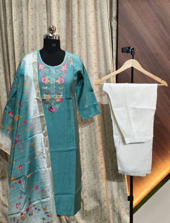 4752 - Kurti with Pant and Dupatta 3PC