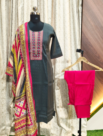 4905 - Kurti with Pant and Dupatta 3PC