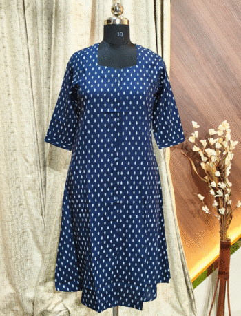 5221 -  A line  Kurtis