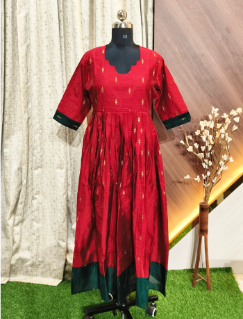 6190 - Raw silk flared Gown