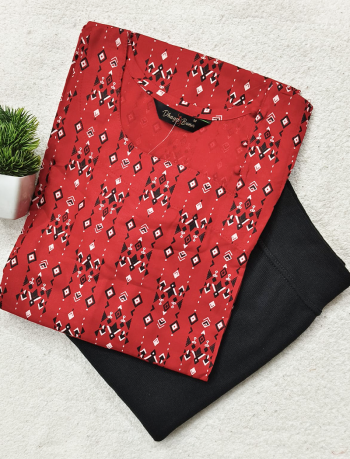 6215 - Kurti with Jeggings Combo